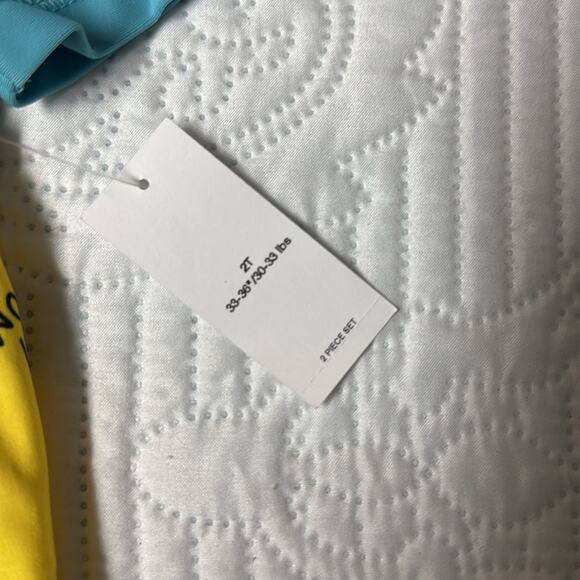 NWT Old Navy Boy’s Shark Swim Set Size 2T - Picture 4 of 5